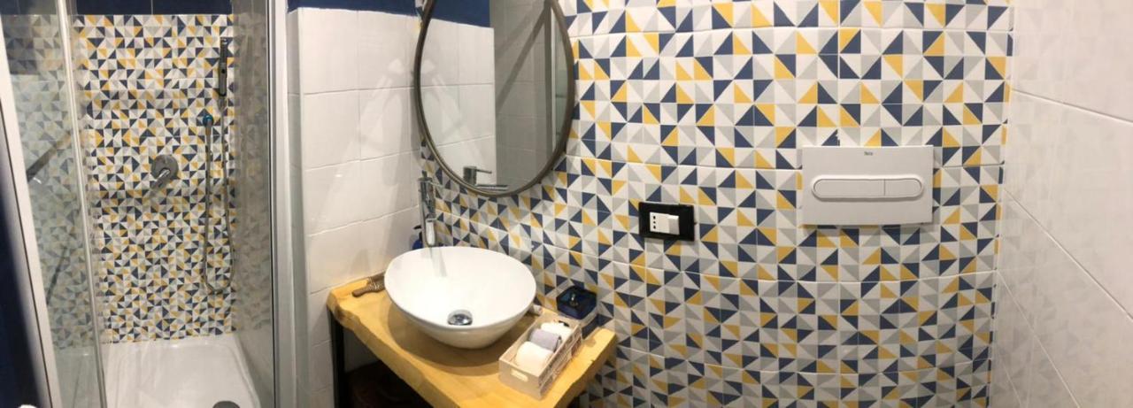Double Room Private External Bathroom,1128939315:JPEG
